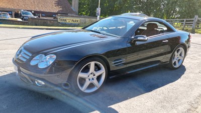 Lot 398 - 2006 MERCEDES SL500 AUTO