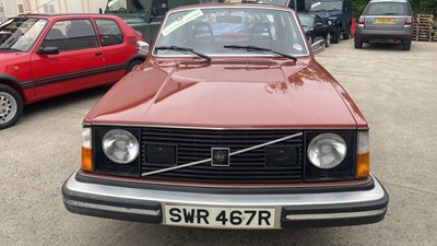 Lot 420 - 1977 VOLVO 244 DL