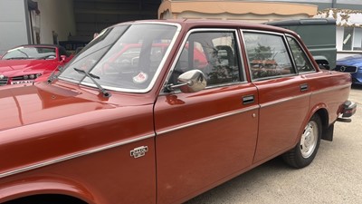 Lot 420 - 1977 VOLVO 244 DL