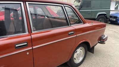 Lot 420 - 1977 VOLVO 244 DL