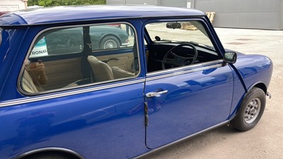 Lot 495 - 1982 AUSTIN MORRIS MINI HL