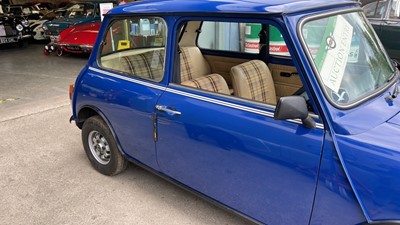 Lot 495 - 1982 AUSTIN MORRIS MINI HL