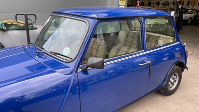 Lot 495 - 1982 AUSTIN MORRIS MINI HL