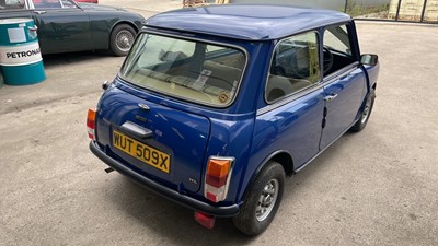 Lot 495 - 1982 AUSTIN MORRIS MINI HL