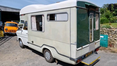 Lot 532 - 1977 FORD MOTOR CARAVAN