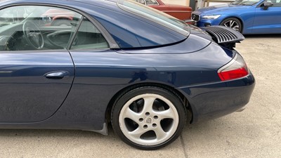 Lot 534 - 1999 PORSCHE 911 CARRERA TIPTRONIC S
