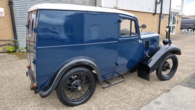 Lot 548 - 1936 MORRIS 8 VAN