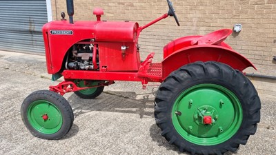 Lot 554 - PRESIDENT TRACTOR