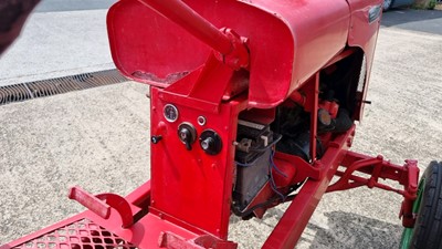 Lot 554 - PRESIDENT TRACTOR