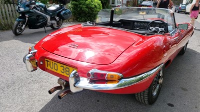 Lot 10 - 1970 JAGUAR CHALLENGER XJ6