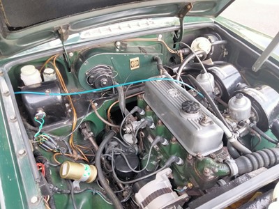 Lot 584 - 1975 MG B GT JUBILEE