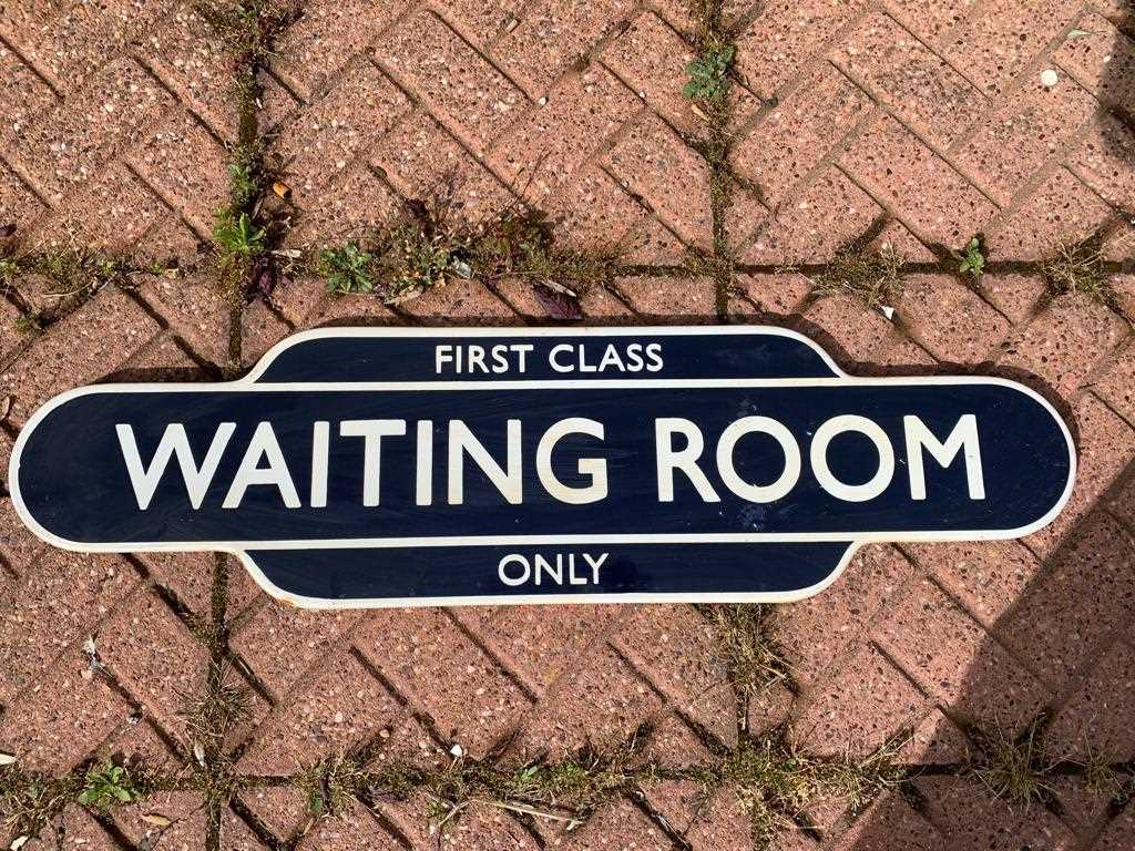 Lot 526 - WAITING ROOM RAILWAY SIGN