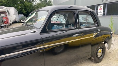 Lot 589 - 1955 STANDARD EIGHT