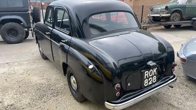 Lot 589 - 1955 STANDARD EIGHT