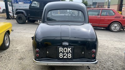 Lot 589 - 1955 STANDARD EIGHT