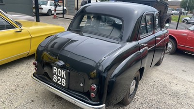 Lot 589 - 1955 STANDARD EIGHT