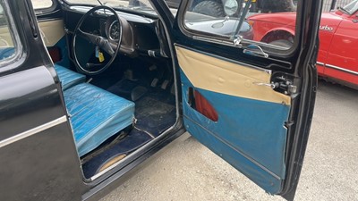 Lot 589 - 1955 STANDARD EIGHT