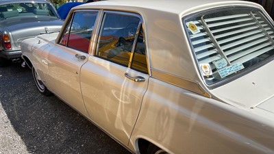 Lot 551 - FORD ZEPHYR