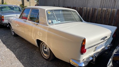 Lot 551 - FORD ZEPHYR