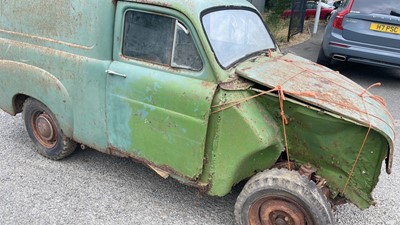 Lot 260 - 1959 STANDARD 10HP VAN