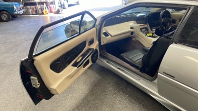 Lot 573 - 1988 LOTUS ESPRIT TURBO