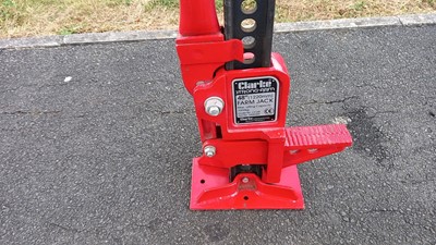 Lot 539 - 48" HIGH LIFT JACK
