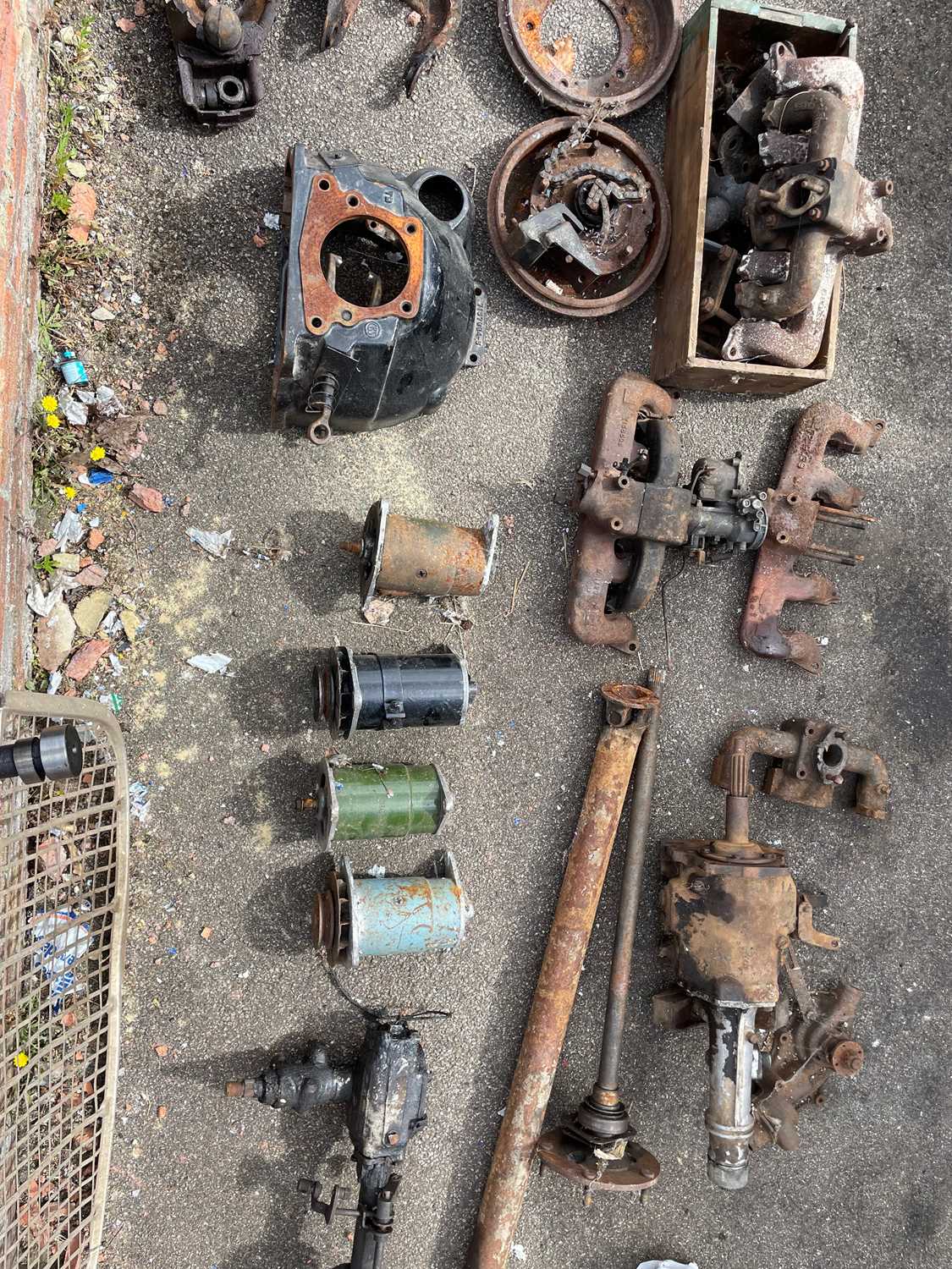 Lot 68 - SPARE PARTS - BEDFORD CA TIPPER TRUCK