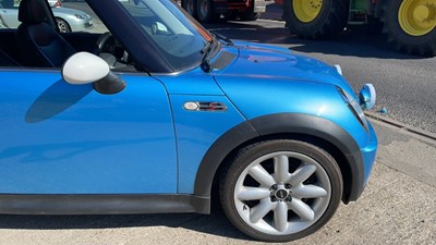 Lot 365 - 2003 MINI COOPER S