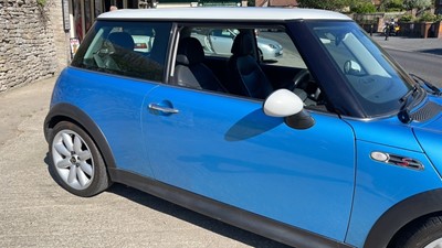 Lot 365 - 2003 MINI COOPER S