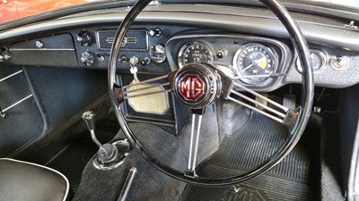 Lot 317 - 1967 MG B ROADSTER