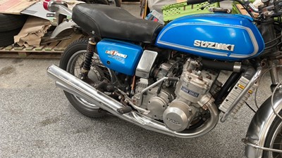 Lot 304 - 1974 SUZUKI GT750