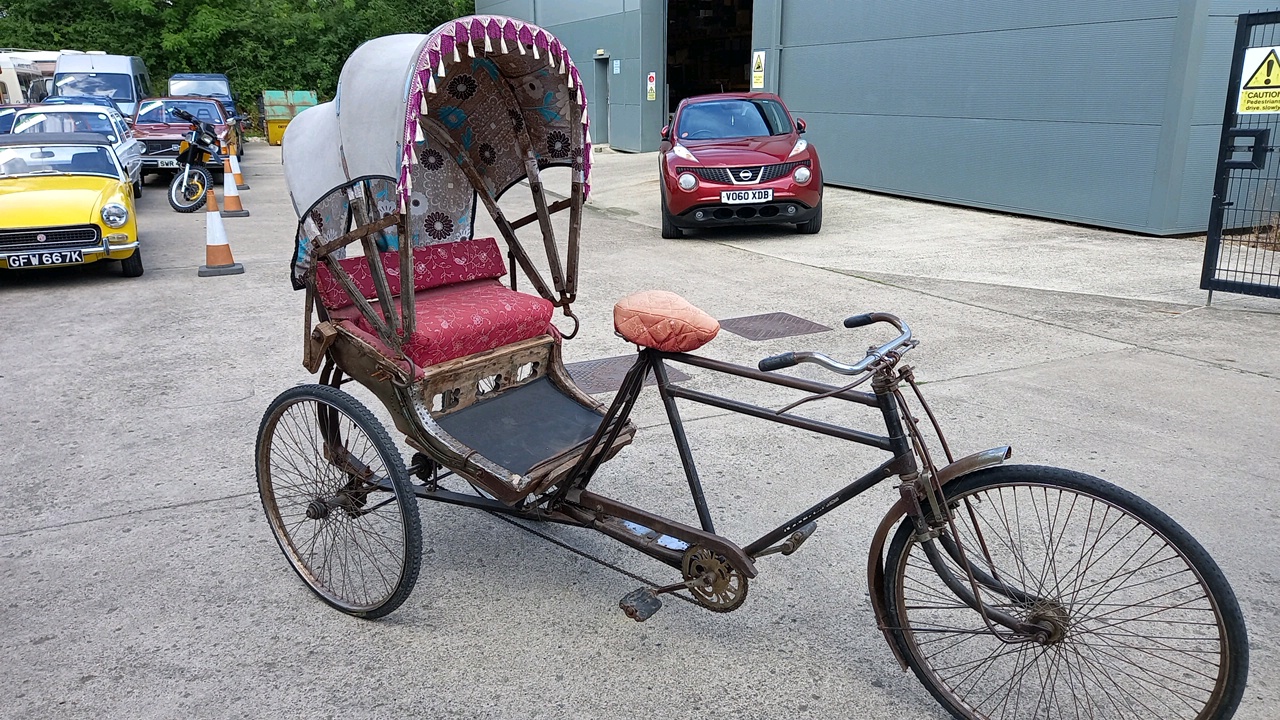 Lot 368 - RICKSHAW CYCLE