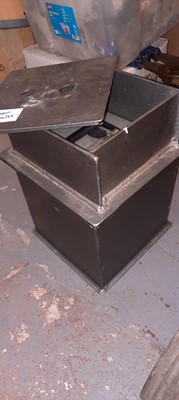 Lot 271 - FLOOR SAFE