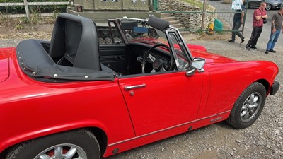 Lot 424 - 1975 MG MIDGET 1500