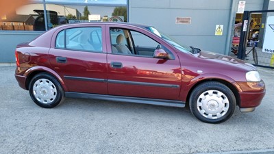 Lot 438 - 2003 VAUXHALL ASTRA CLUB 8V