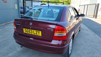 Lot 438 - 2003 VAUXHALL ASTRA CLUB 8V