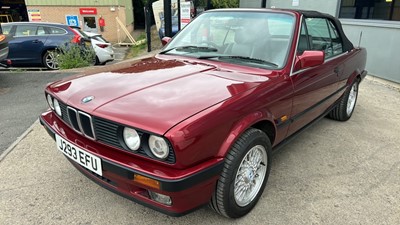 Lot 530 - 1992 BMW 325I CABRIOLET