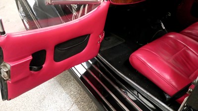 Lot 553 - 1975 PANTHER