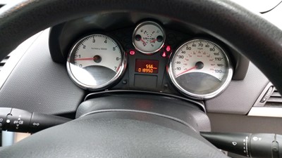 Lot 550 - 2011 PEUGEOT 207 SPORT CC