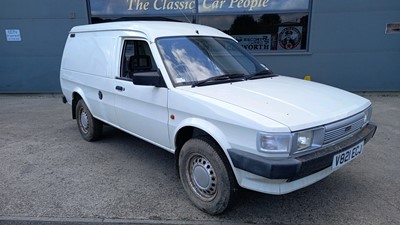 Lot 603 - 2000 ROVER MAESTRO VAN