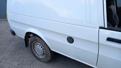 Lot 603 - 2000 ROVER MAESTRO VAN