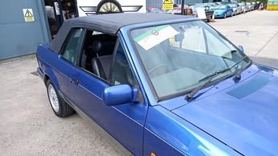 Lot 619 - 1990 FORD ESCORT XR3I CONVERTIBLE