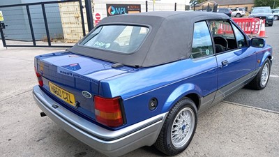 Lot 619 - 1990 FORD ESCORT XR3I CONVERTIBLE