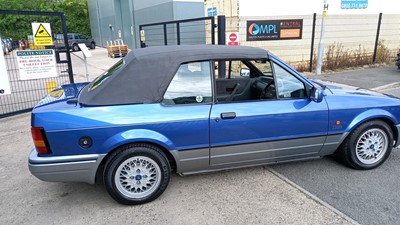 Lot 619 - 1990 FORD ESCORT XR3I CONVERTIBLE