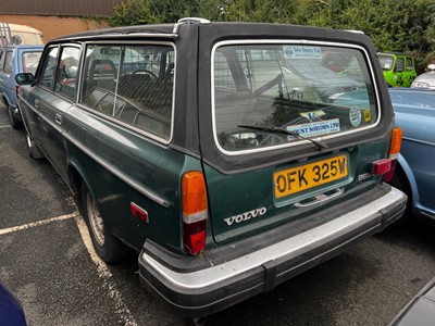 Lot 620 - 1980 VOLVO 265 GLE AUTO