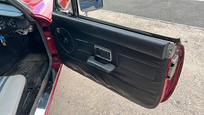 Lot 625 - 1978 MG B GT