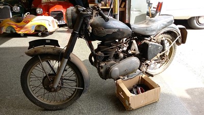 Lot 653 - 1957 ROYAL ENFIELD