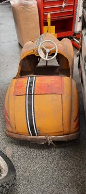 Lot 493 - AUSTIN J40 PEDAL CAR