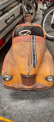 Lot 493 - AUSTIN J40 PEDAL CAR