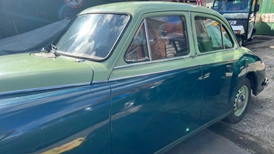 Lot 309 - 1958 MG MAGNETTE